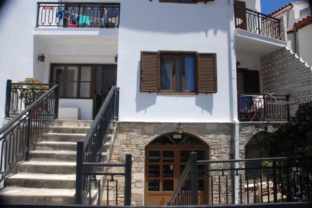 Samos - Kokkari - Eirini'S Studios Екстериор снимка